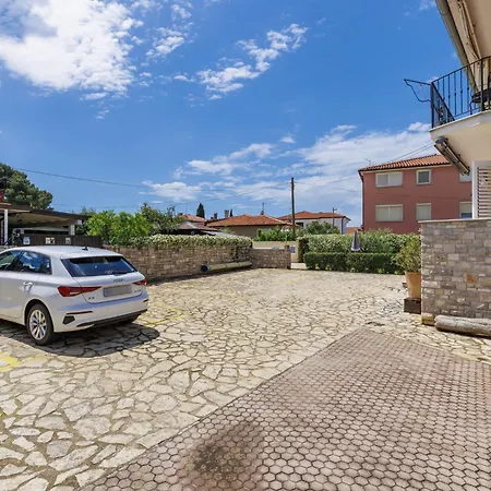 Apartment Apartment Cakule By Interhome Appartamento Umago